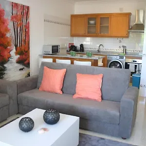 Apartamento Luminoso Urb. Quinta Palmeiras, Porches (Algarve)